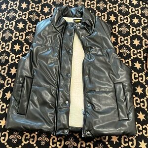 CI Sono black leather vest